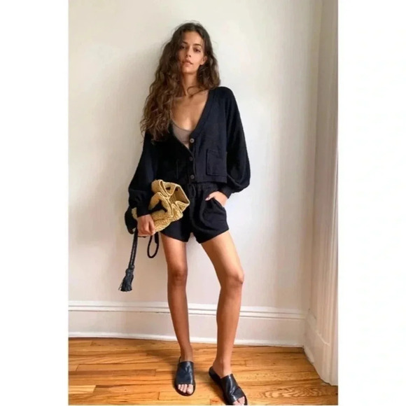 NWT Free People Beach Oasis Set Black Crop Cardigan Sweater Shorts 2 Piece Set - Picture 1 of 15